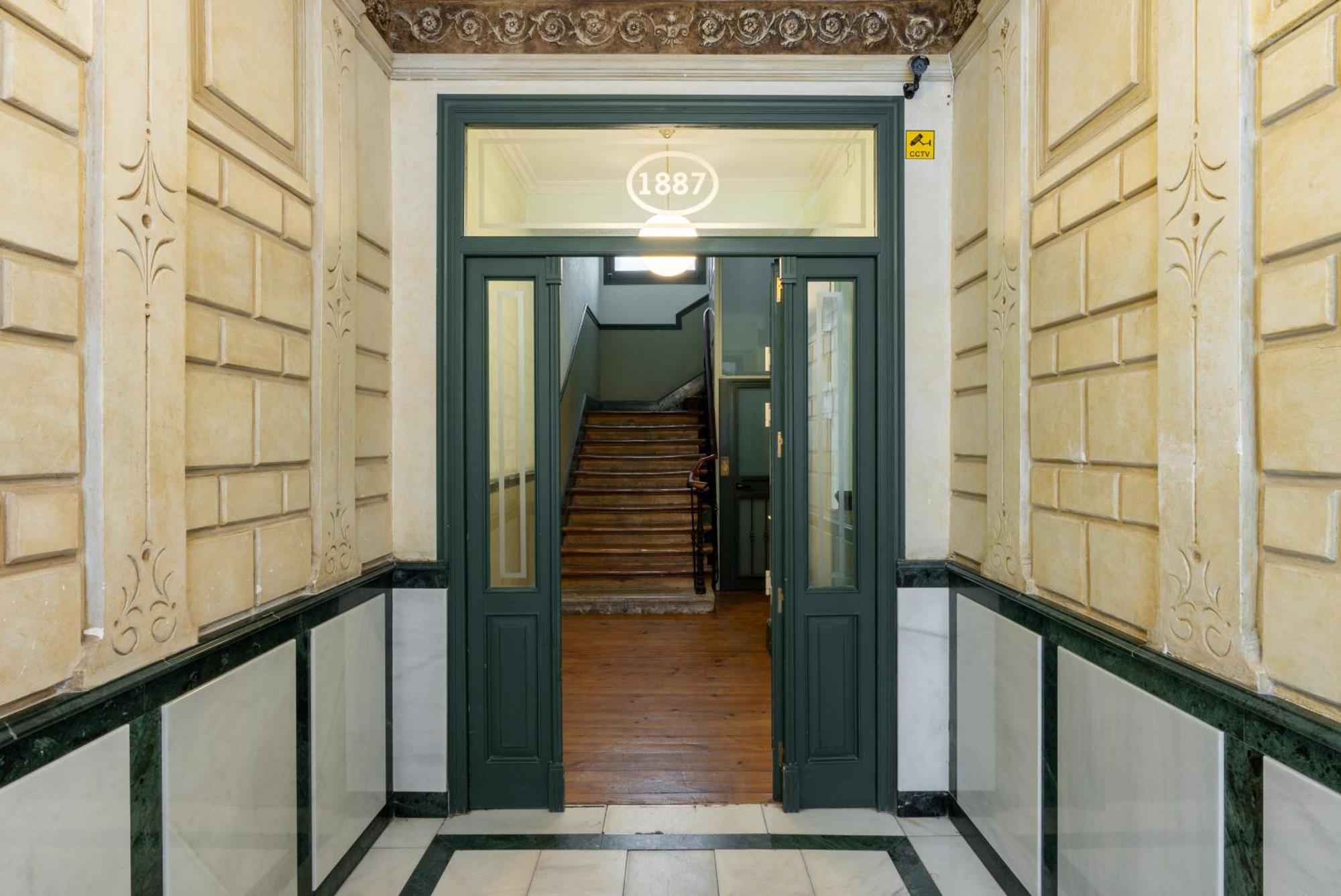 Smartr Madrid Chueca Aparthotel Exterior photo