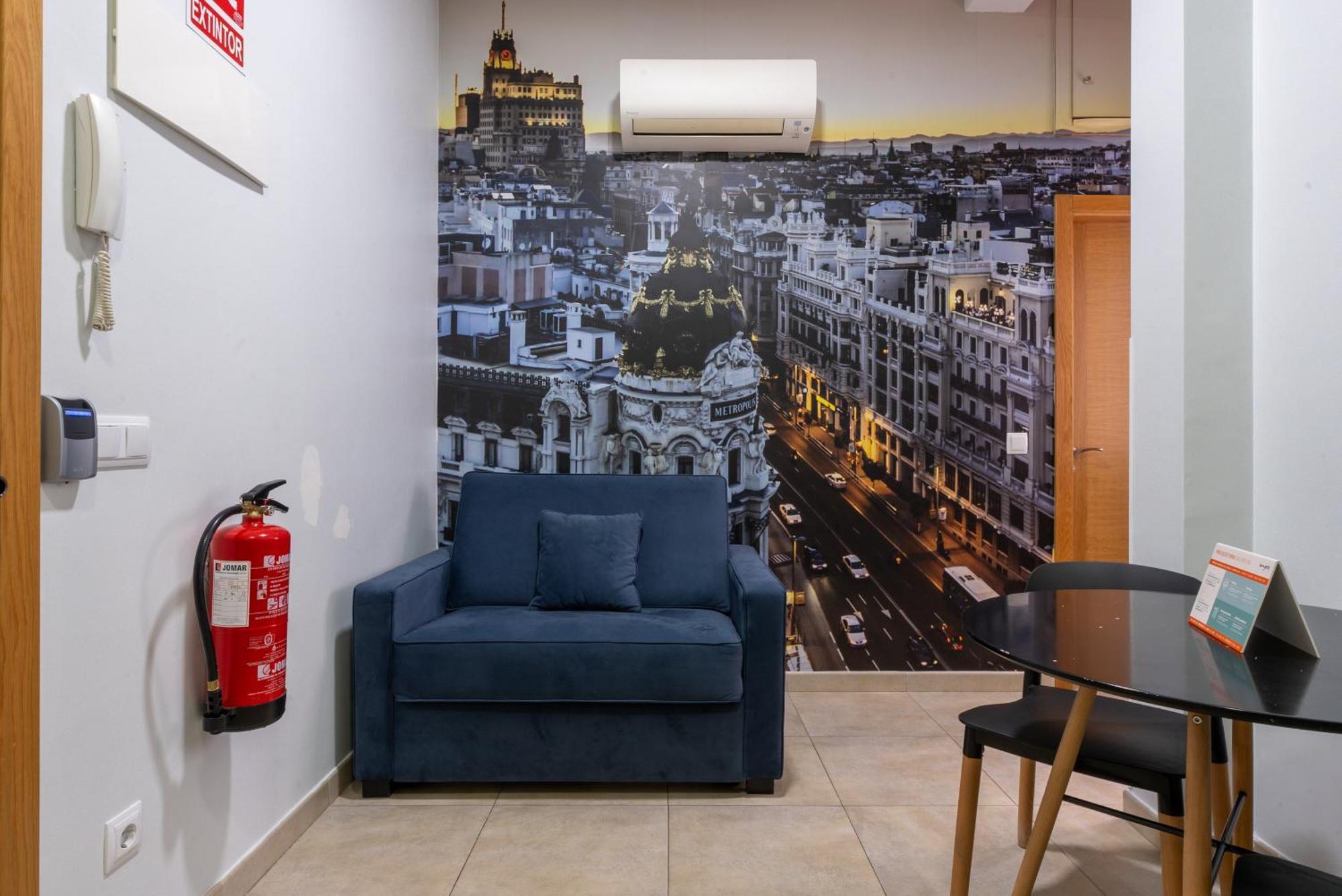 Smartr Madrid Chueca Aparthotel Exterior photo